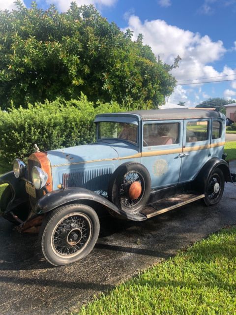 1930 Willys 4 DR