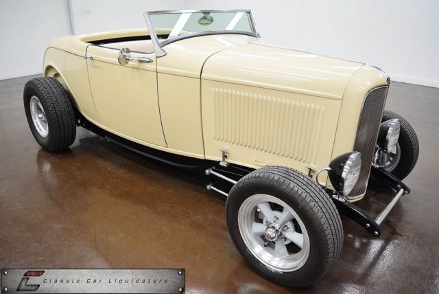 1932 Ford Roadster Car