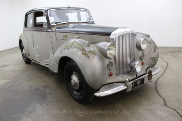 1947 Bentley MK IV Saloon