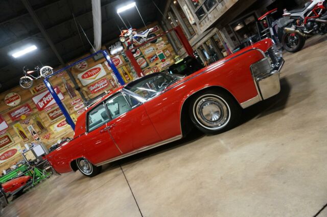 1965 Lincoln Continental --