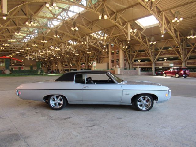 1969 Chevrolet Impala 2 Dr Hard Top