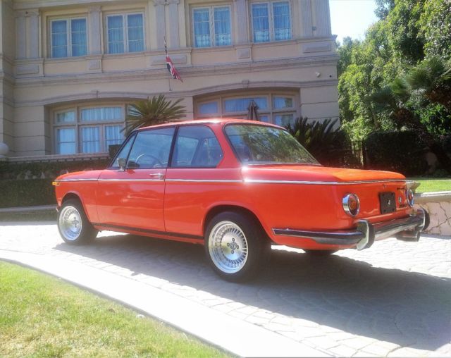 1973 BMW 2002 BEAUTIFUL ROUNDIE *RARE* CALIFORNIA AUTOMATIC *NR*