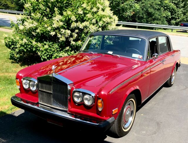 1975 Rolls-Royce Silver Shadow Black Leather Seating and Burgundy Trim