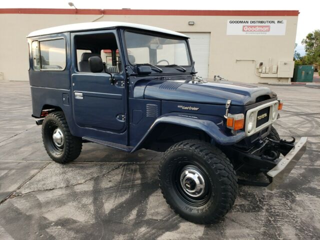 1980 Toyota Land Cruiser COLD AC, 4WD, Fully Restored Convertible Hardtop!