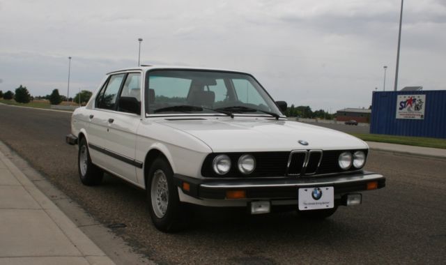 1987 BMW 5-Series Red leather