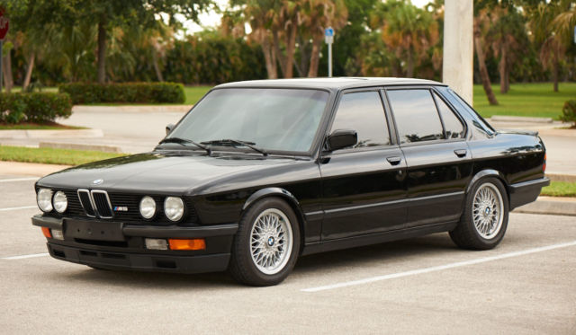 1988 BMW M5 M5