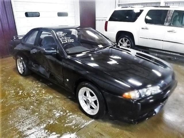 1990 Nissan GT-R R32 GTS COUPE