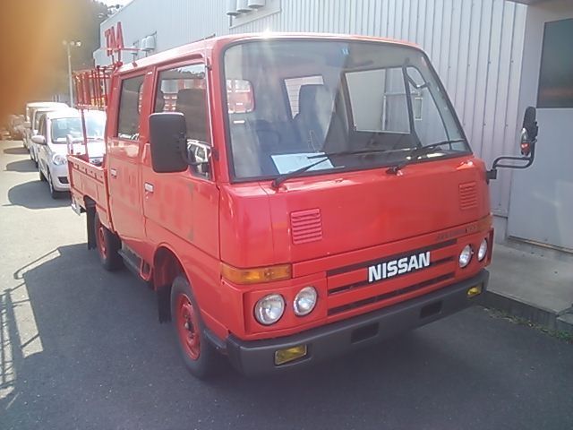 1991 Nissan Other Pickups fire car