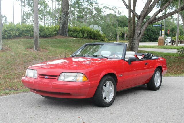 1992 Ford Mustang LX 5.0 Convertible 48,000 miles