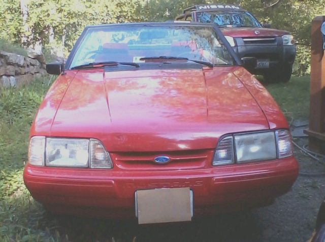 1992 Ford Mustang CONVERTIBLE