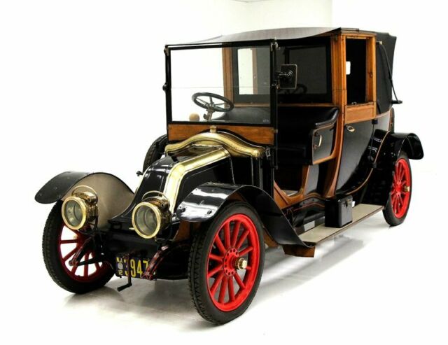 1912 Renault Victoria Limousine