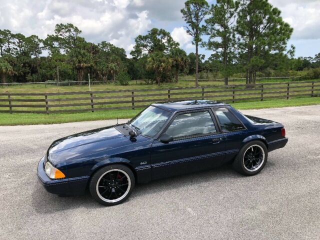 1992 Ford Mustang Coupe LX