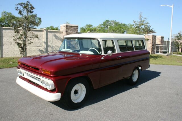 1961 Chevrolet Suburban wagon