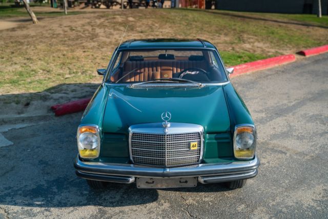1970 Mercedes-Benz 200-Series CE