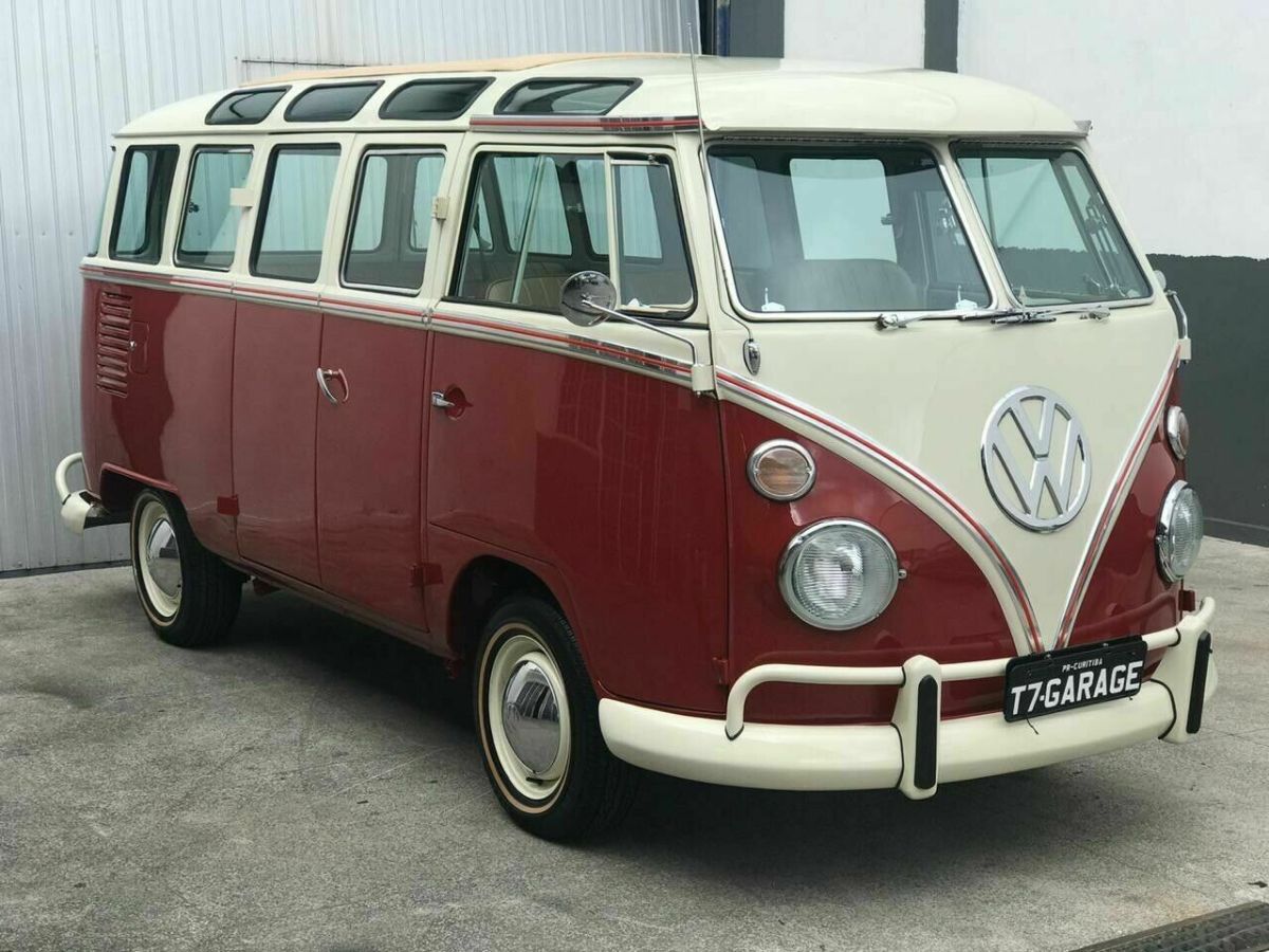 1971 Volkswagen Bus/Vanagon Custom Safari 23 Window Ragtop Samba Type 2 T1