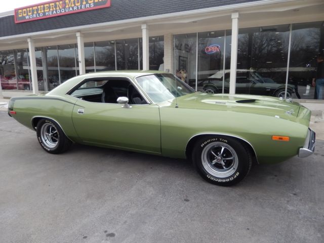 1973 Plymouth Barracuda Buckets with Console