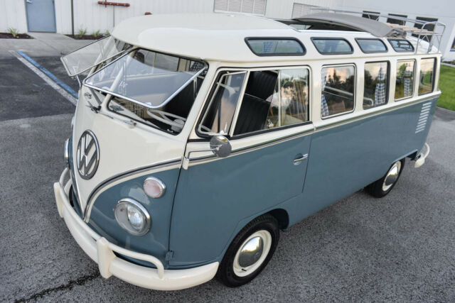1975 Volkswagen Bus/Vanagon Nut & Bolt Restoration! SEE VIDEO