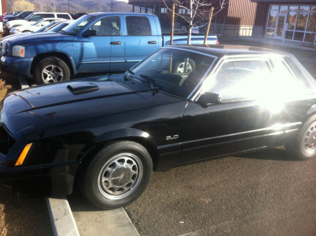1985 Ford Mustang LX COUPE