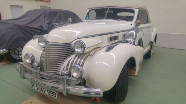 1938 Cadillac DeVille
