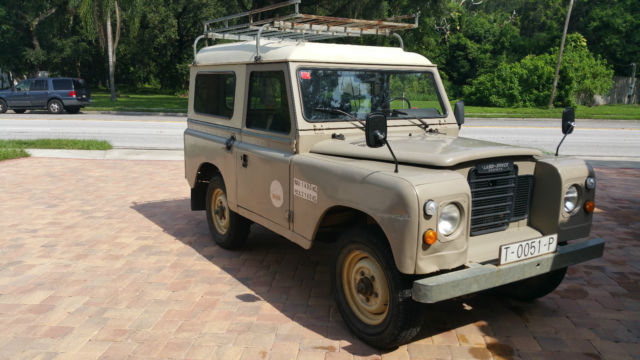 1985 Land Rover Defender