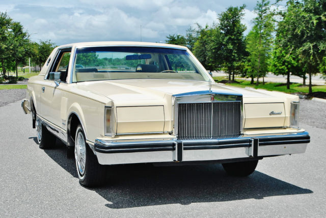 19820000 Lincoln Mark Series Original mint just 30,370 miles florida car