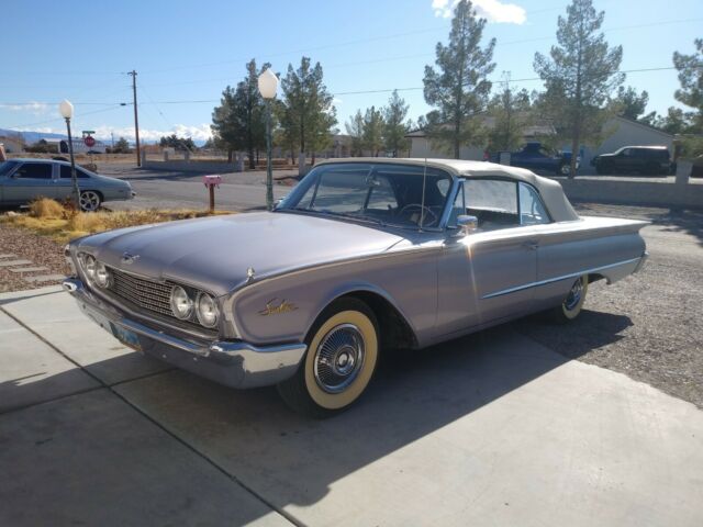 1960 Ford Sunliner Convertible