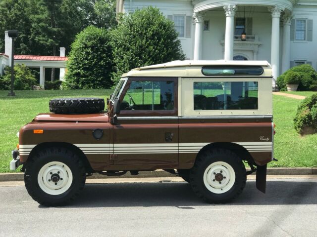 1982 Land Rover Defender County