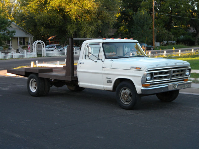 1971 Ford F-350 Flatbed Dually